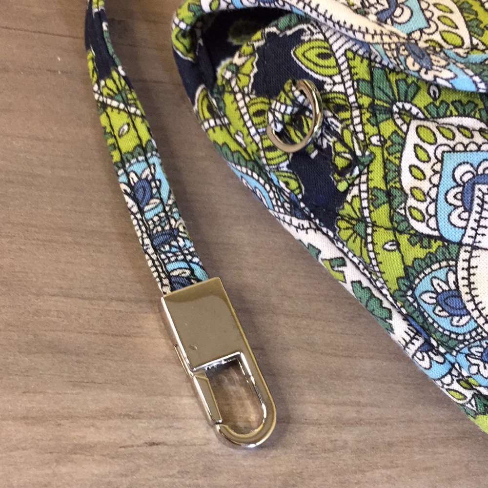 Vera Bradley Cambridge Phone Holder Retired - Picture 4 of 13